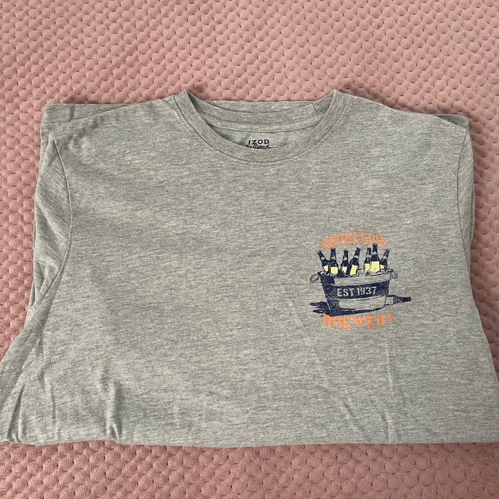 Izod graphic tee